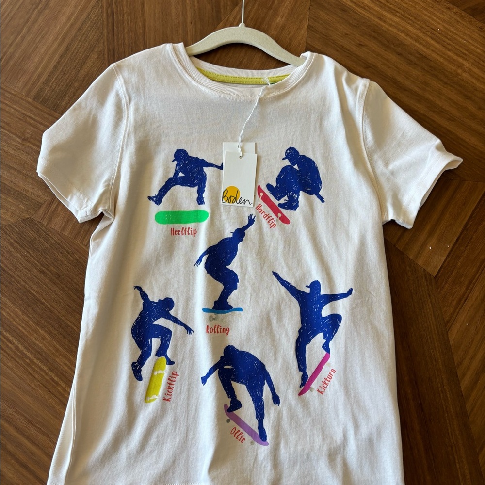 NWT Mini Boden Skateboard Graphic T-Shirt